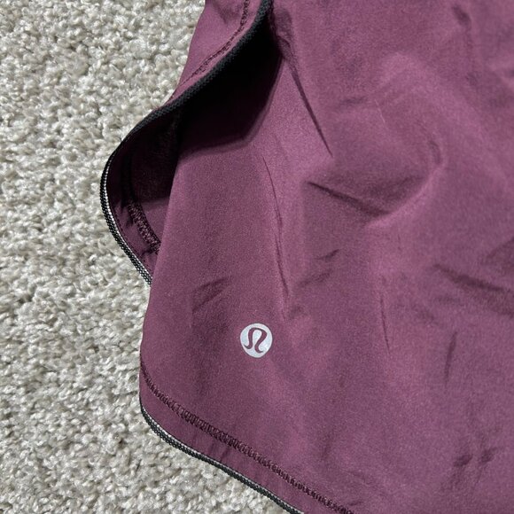 Lululemon Womens Size 8 Burgundy Swiftly Relaxed Fit Running Shorts - Picture 3 of 10